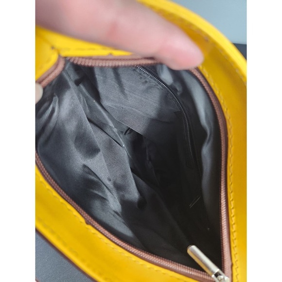 Vera Pelle geniune leather crossbody purse - Picture 10 of 16